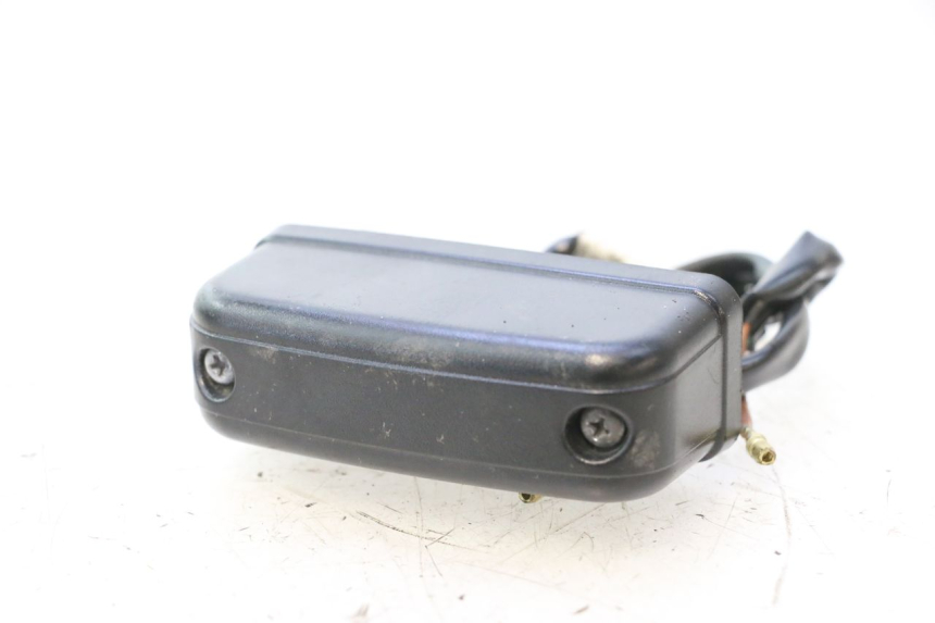 photo de ECLAIRAGE DE PLAQUE HONDA PCX (JF28) 125 (2009 - 2011) - Détail de la pièce