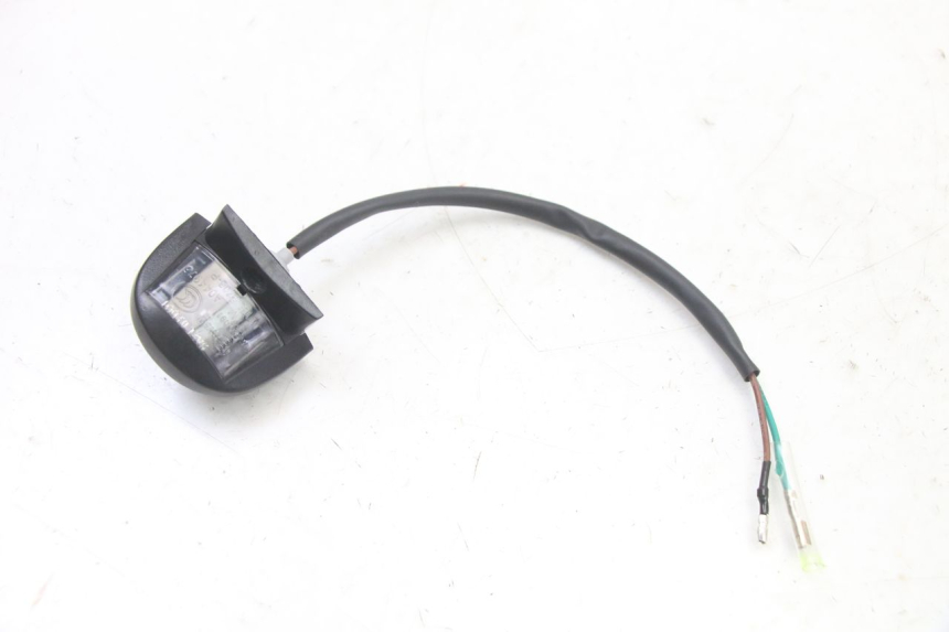 photo de ECLAIRAGE DE PLAQUE PEUGEOT TWEET 4T 50 (2023 - 2025) - Détail de la pièce