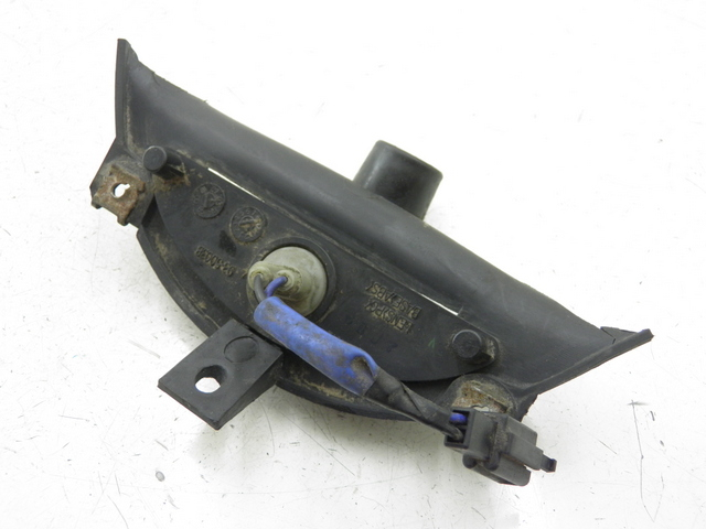 photo de ECLAIRAGE DE PLAQUE PGO LIGERO 50 (2006 - 2010) - Zoom état d’usage