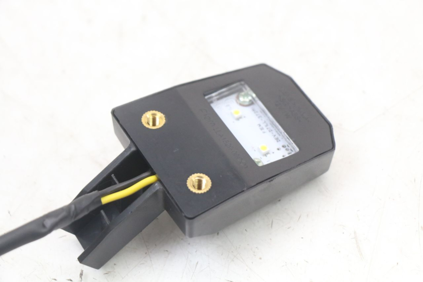 photo de ECLAIRAGE DE PLAQUE ROYAL ENFIELD SCRAM 411 (2022 - 2024) - Détail de la pièce