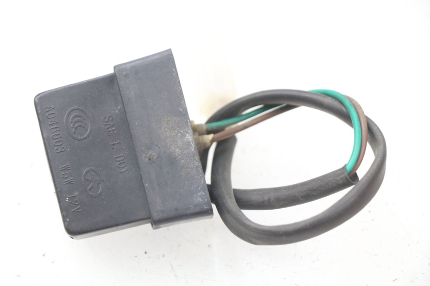 photo de ECLAIRAGE DE PLAQUE RAZZO STEED 125 (2012 - 2018) - Autre angle de vue