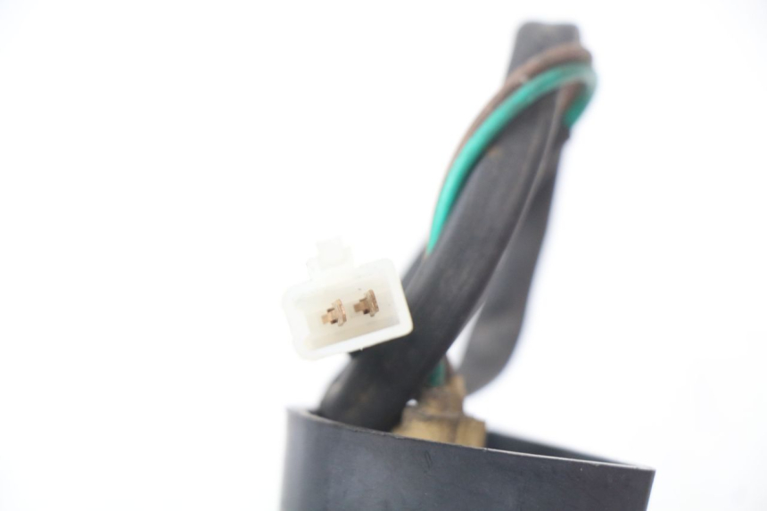 photo de ECLAIRAGE DE PLAQUE RAZZO STEED 125 (2012 - 2018) - Gros plan technique