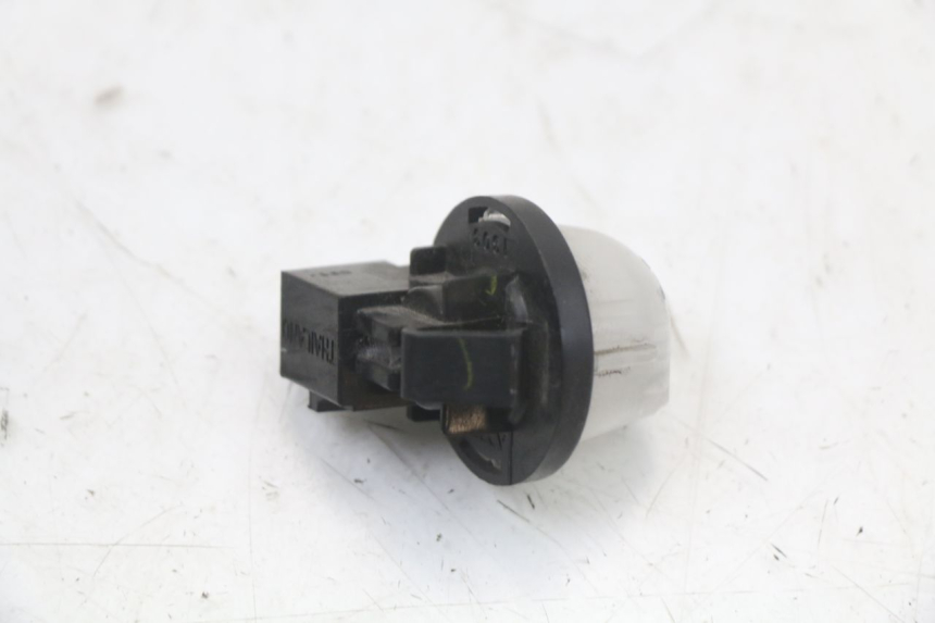 photo de ECLAIRAGE DE PLAQUE SUZUKI BURGMAN 125 (2018 - 2021) - Zoom état d’usage