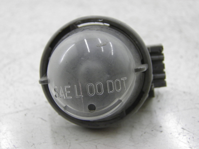 photo de ECLAIRAGE DE PLAQUE SUZUKI BURGMAN EXECUTIVE 650 (2008 - 2010) - Vue principale