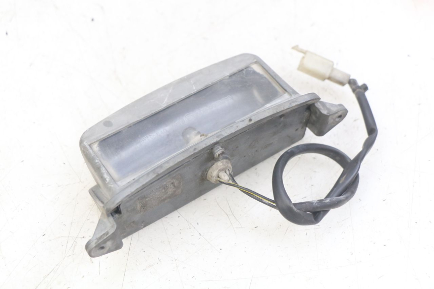 photo de ECLAIRAGE DE PLAQUE PIAGGIO X9 EVOLUTION 125 (2003 - 2007) - Détail de la pièce