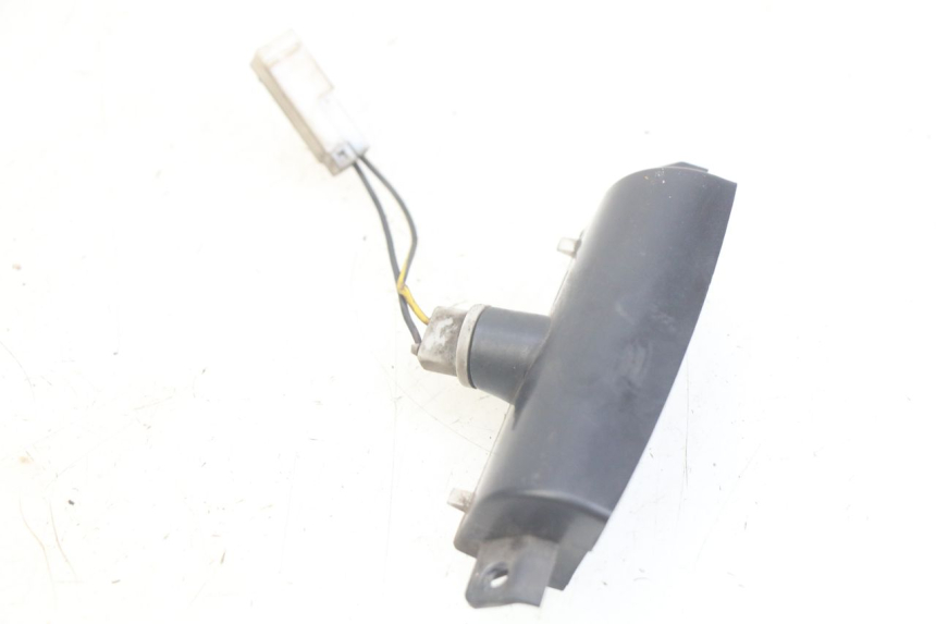 photo de ECLAIRAGE DE PLAQUE PIAGGIO XEVO - X EVO 125 (2007 - 2017) - Zoom état d’usage