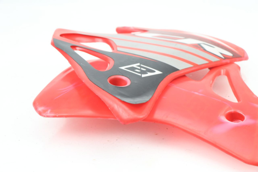 photo de ECOPE RADIATEUR HONDA CR 125 (1989 - 1991) - Détail de la pièce