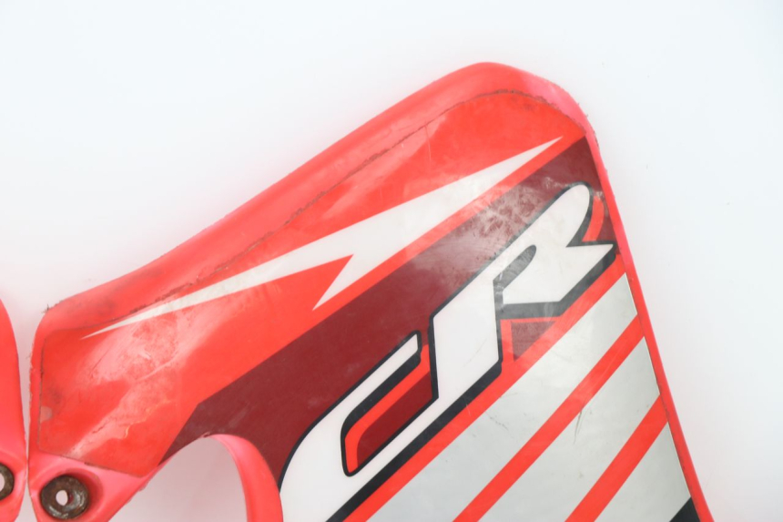 photo de ECOPE RADIATEUR HONDA CR 125 (1989 - 1991) - État de surface