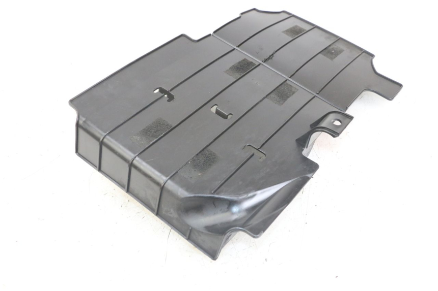 photo de ECOPE RADIATEUR HONDA FJS SILVERWING SILVER WING 600 (2001 - 2010) - Détail de la pièce