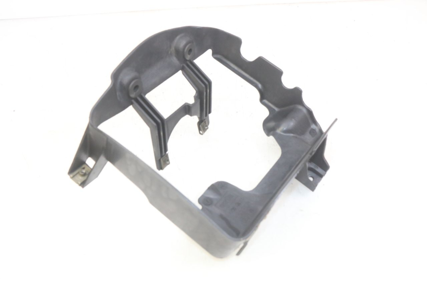 photo de ECOPE RADIATEUR APRILIA SCARABEO LIGHT 125 (2007 - 2011) - Gros plan technique