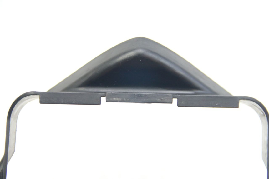 photo de ECOPE RADIATEUR SUZUKI SIXTEEN 125 (2008 - 2010) - Gros plan technique