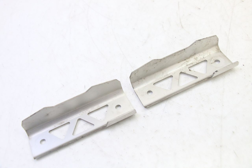 photo de ECOPE RADIATEUR SUZUKI SV S 650 (2003 - 2009) - Autre angle de vue