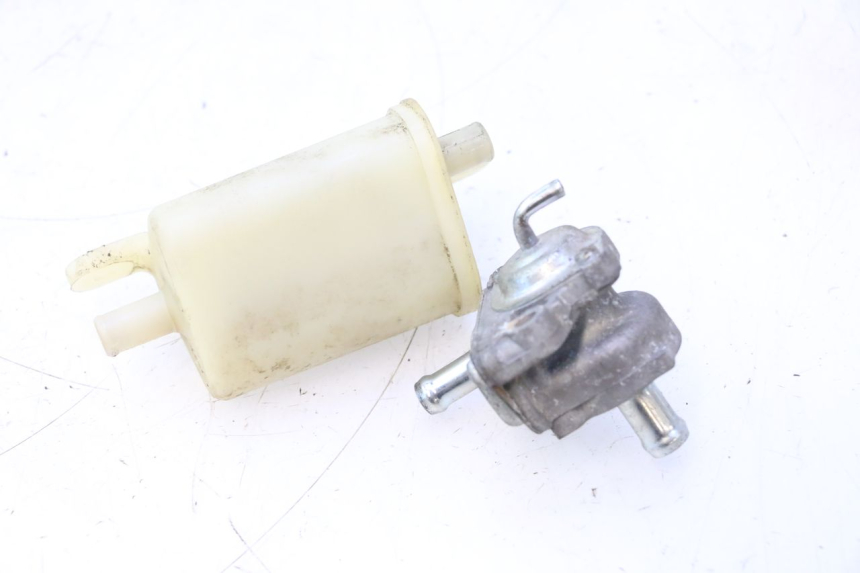 photo de ELECTROVANNE CANISTER YAMAHA YP MAJESTY 125 (2007 - 2010) - Zoom état d’usage