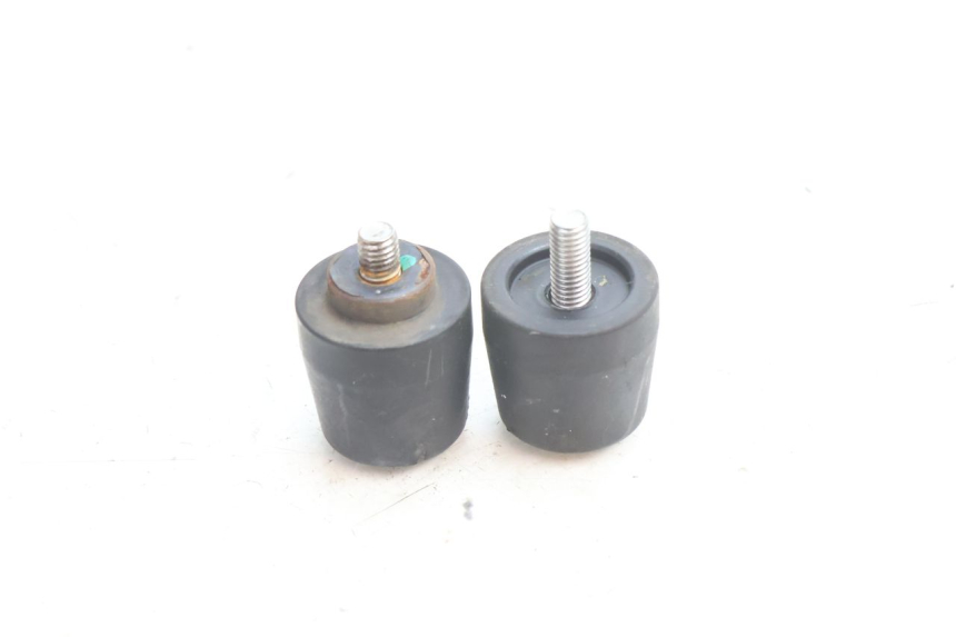 photo de EMBOUT DE GUIDON KYMCO AGILITY CITY 16P 125 (2015 - 2024) - Points de fixation