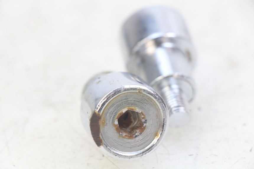 photo de EMBOUT DE GUIDON NECO ALEXONE 125 (2017 - 2024) - Autre angle de vue