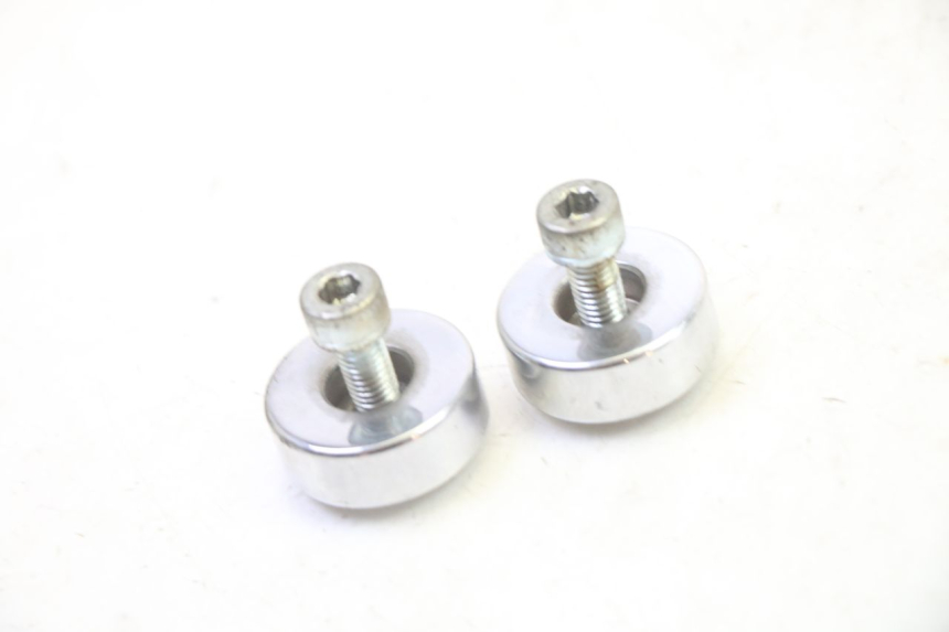 photo de Handlebar end HYOSUNG GV AQUILA 125 (2000 - 2009) - Vue principale