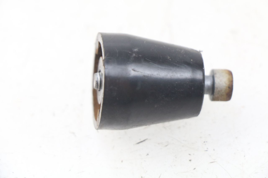 photo de EMBOUT DE GUIDON APRILIA ATLANTIC 125 (2003 - 2009) - Détail de la pièce