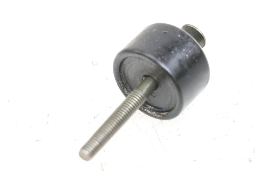 photo de EMBOUT DE GUIDON JONWAY AZTRAL 125 (2008 - 2017) - Détail de la pièce