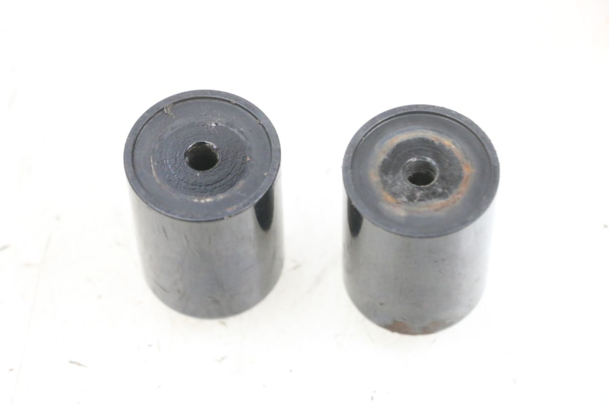 photo de EMBOUT DE GUIDON SUZUKI BURGMAN 125 (2007 - 2014) - Zoom état d’usage