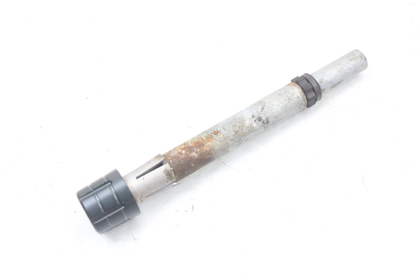 photo de EMBOUT DE GUIDON HONDA CBR F 1000 (1993 - 1996) - Gros plan technique