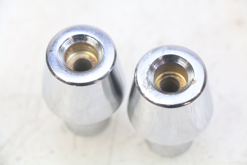 photo de EMBOUT DE GUIDON PEUGEOT CITYSTAR AIR 125 (2014 - 2017) - Zoom état d’usage