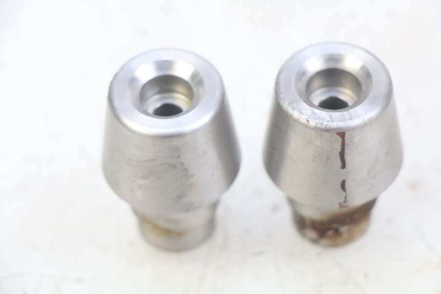 photo de EMBOUT DE GUIDON PEUGEOT CITYSTAR 125 (2011 - 2017) - Vue principale