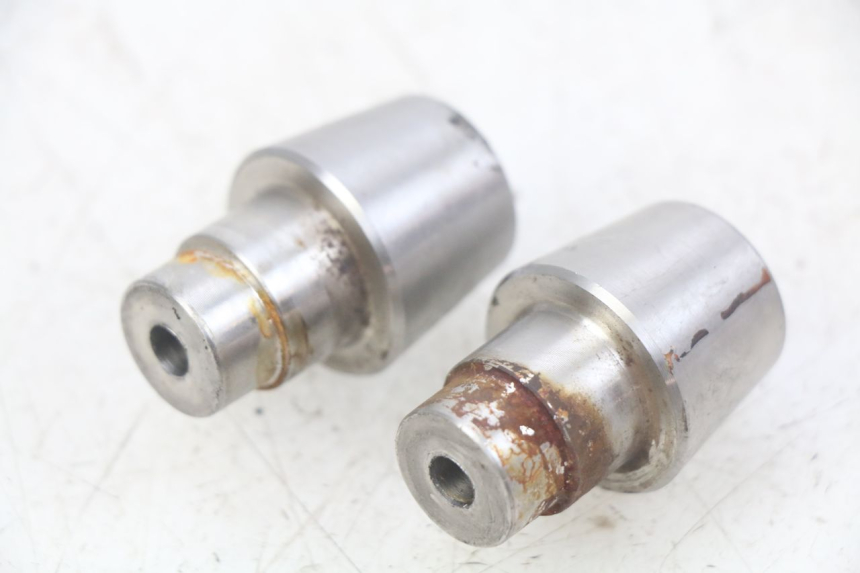 photo de EMBOUT DE GUIDON PEUGEOT CITYSTAR 125 (2011 - 2017) - Détail de la pièce