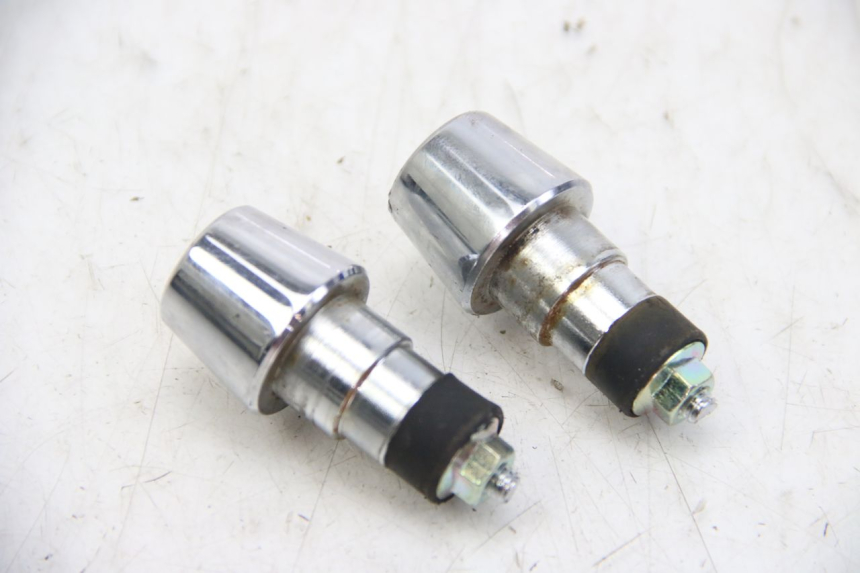 photo de EMBOUT DE GUIDON PEUGEOT CITYSTAR 50 (2013 - 2017) - Zoom état d’usage