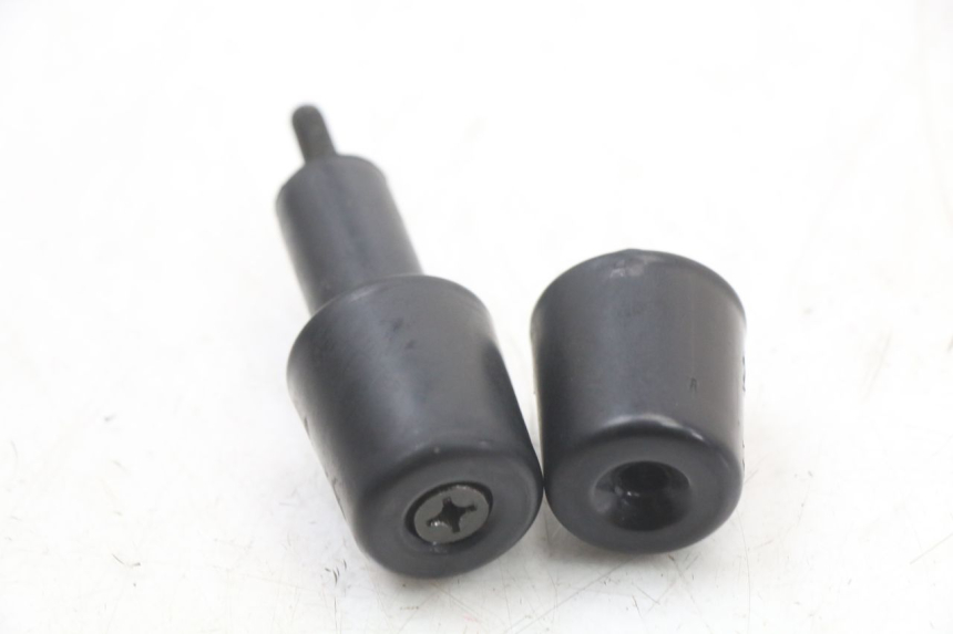 photo de EMBOUT DE GUIDON SYM CROX 4T 50 (2016 - 2023) - Détail de la pièce