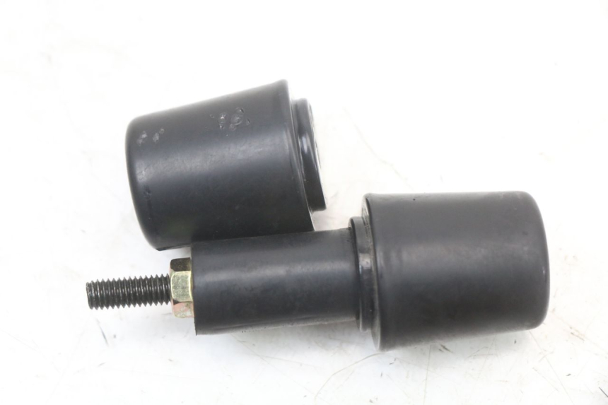 photo de EMBOUT DE GUIDON SYM CROX 4T 50 (2016 - 2023) - Autre angle de vue