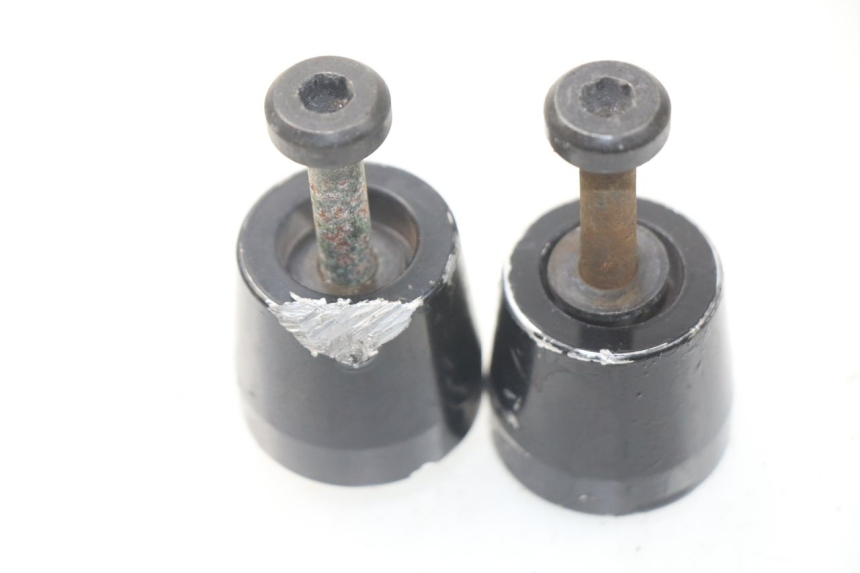 photo de EMBOUT DE GUIDON KYMCO DINK STREET 125 (2009 - 2014) - Vue principale