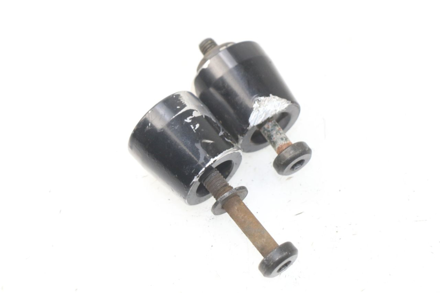 photo de EMBOUT DE GUIDON KYMCO DINK STREET 125 (2009 - 2014) - Autre angle de vue