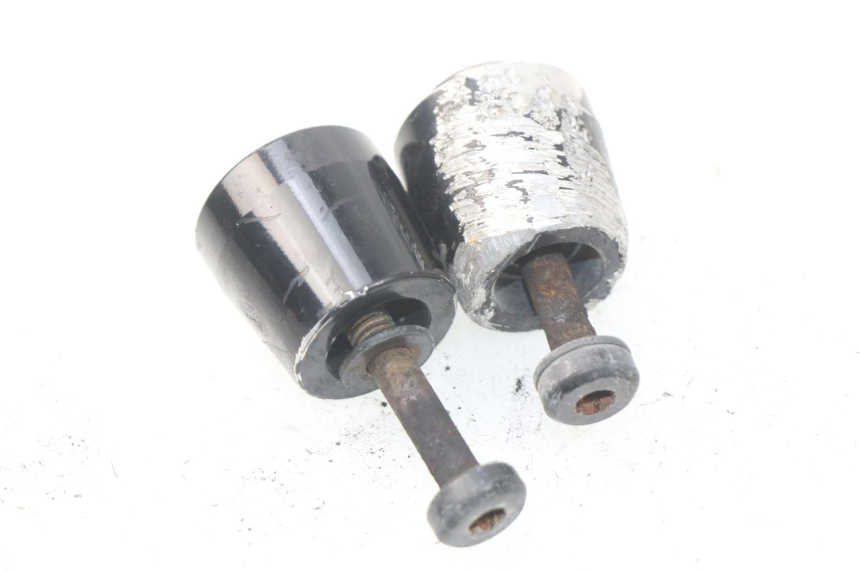 photo de EMBOUT DE GUIDON KYMCO DINK STREET 125 (2009 - 2014) - Zoom état d’usage