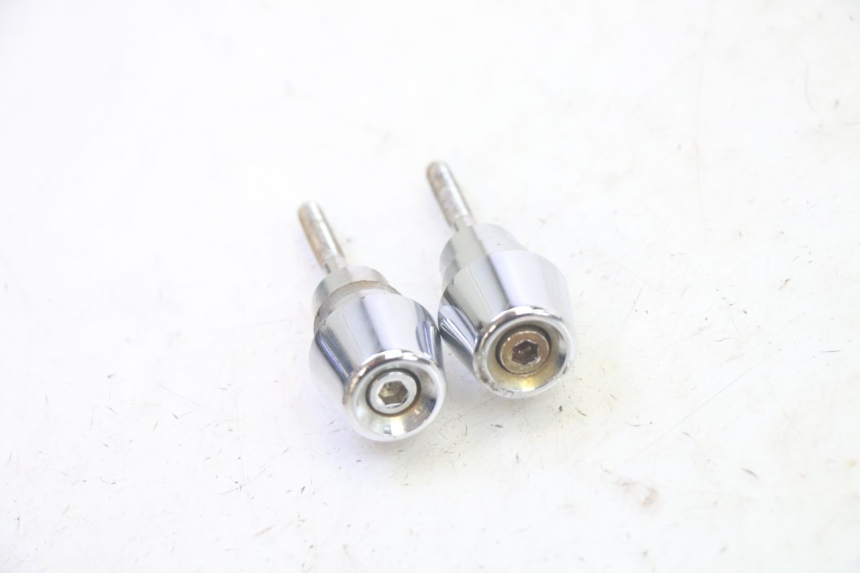 photo de EMBOUT DE GUIDON PEUGEOT DJANGO 4T 50 (2014 - 2019) - Détail de la pièce