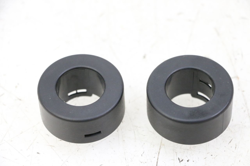 photo de EMBOUT DE GUIDON SEGWAY NINEBOT E2 1 - Vue principale