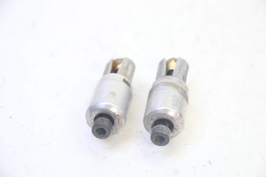 photo de EMBOUT DE GUIDON PEUGEOT ELYSTAR 50 (2002 - 2014) - Zoom état d’usage