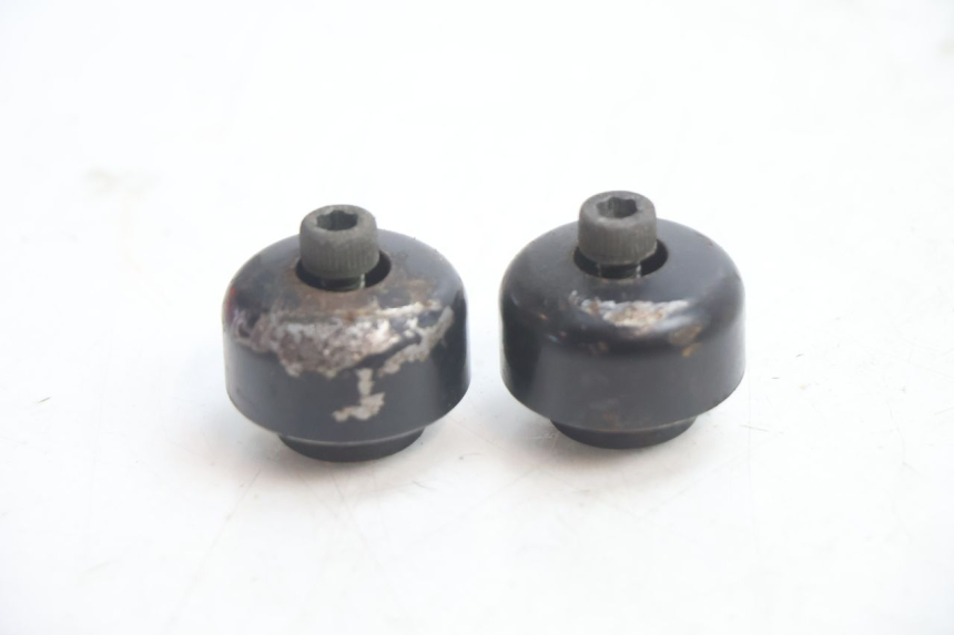 photo de EMBOUT DE GUIDON YAMAHA FJR 1300 (2001 - 2005) - Détail de la pièce