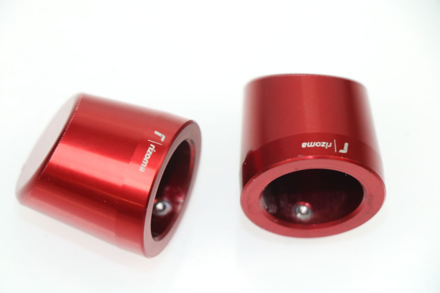 photo de EMBOUT DE GUIDON YAMAHA FZ6 FAZER 600 (2007 - 2010) - Zoom état d’usage