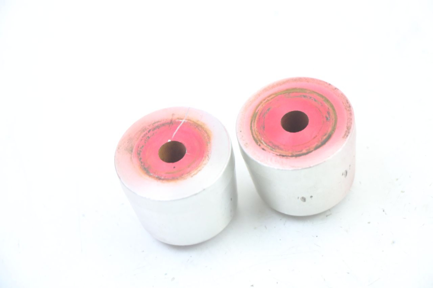 photo de EMBOUT DE GUIDON GILERA NEXUS 300 (2008 - 2013) - Autre angle de vue