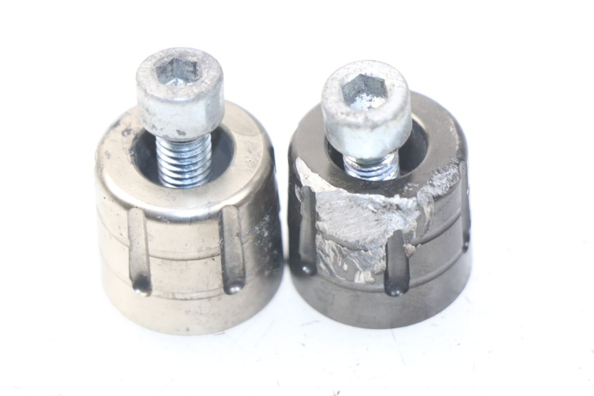 photo de EMBOUT DE GUIDON KAWASAKI GPZ S 500 (1994 - 2005) - Vue principale