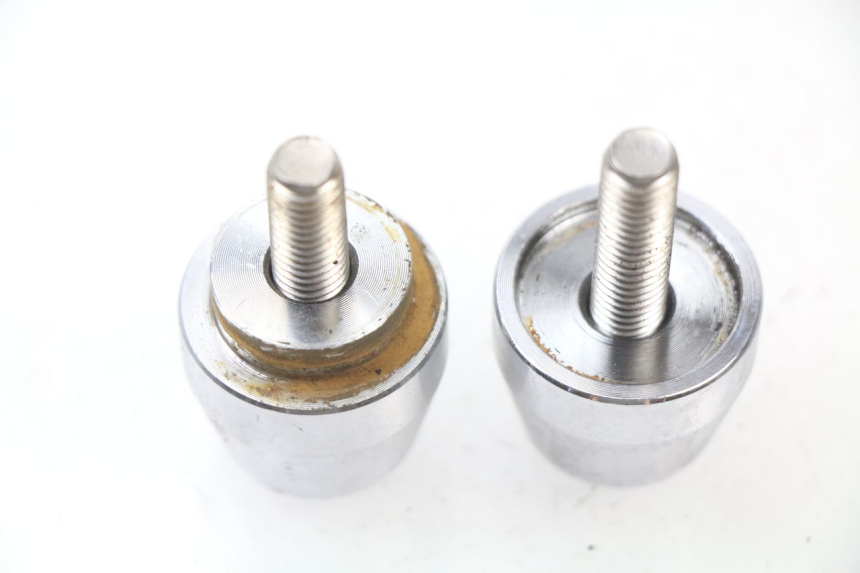 photo de EMBOUT DE GUIDON KYMCO GRAND DINK 250 (2002 - 2007) - Détail de la pièce