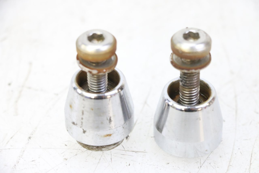 photo de EMBOUT DE GUIDON KYMCO GRAND DINK 125 (2002 - 2007) - Vue principale