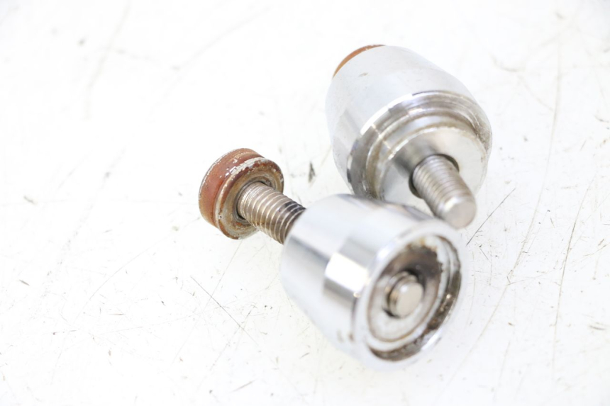 photo de EMBOUT DE GUIDON KYMCO GRAND DINK 125 (2002 - 2007) - Autre angle de vue