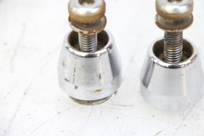 photo de EMBOUT DE GUIDON KYMCO GRAND DINK 125 (2002 - 2007) - Vue d’ensemble