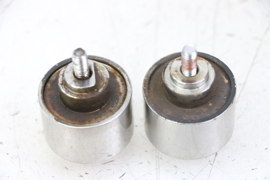 photo de EMBOUT DE GUIDON HONDA FES S-WING SWING 125 (2007 - 2015) - Détail de la pièce