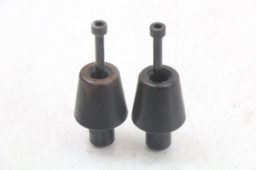 photo de EMBOUT DE GUIDON SYM JET 14 4T 50 (2018 - 2022) - Autre angle de vue