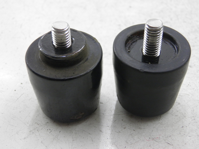 photo de EMBOUT DE GUIDON KYMCO AGILITY CITY 16P 125 (2015 - 2021) - Zoom état d’usage