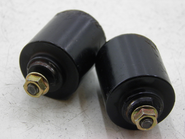 photo de EMBOUT DE GUIDON KYMCO QUANNON NAKED 125 (2010) - Détail de la pièce