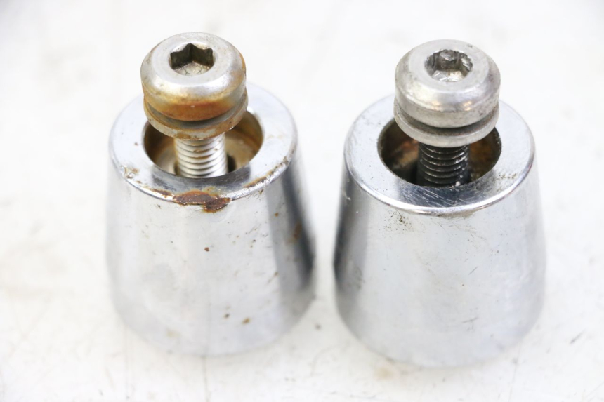 photo de EMBOUT DE GUIDON KYMCO STRYKER OFF ROAD 125 (1999 - 2005) - Vue principale