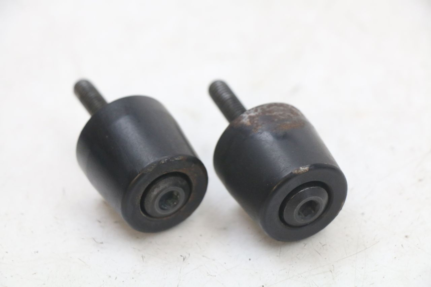 photo de EMBOUT DE GUIDON KYMCO X-TOWN XTOWN 125 (2016 - 2021) - Zoom état d’usage